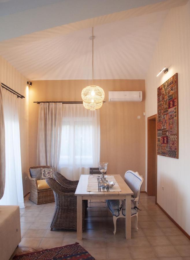Maria Olive And Sea Villa Nea Iraklitsa 外观 照片
